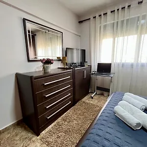 Center Tourist Apartment Tirana
